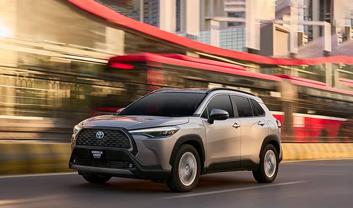 Toyota’s Smart Technology & Hybrid Innovations